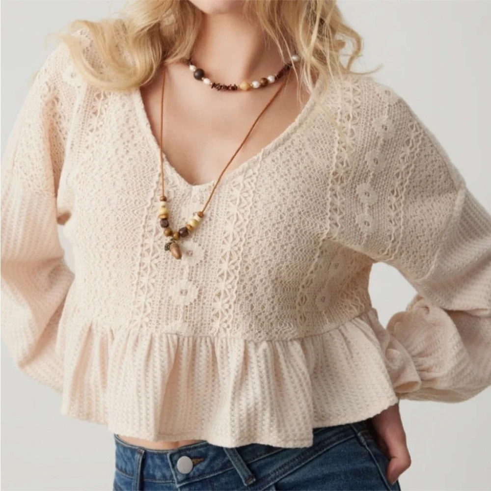Cider Beige Lace Peplum Blouse